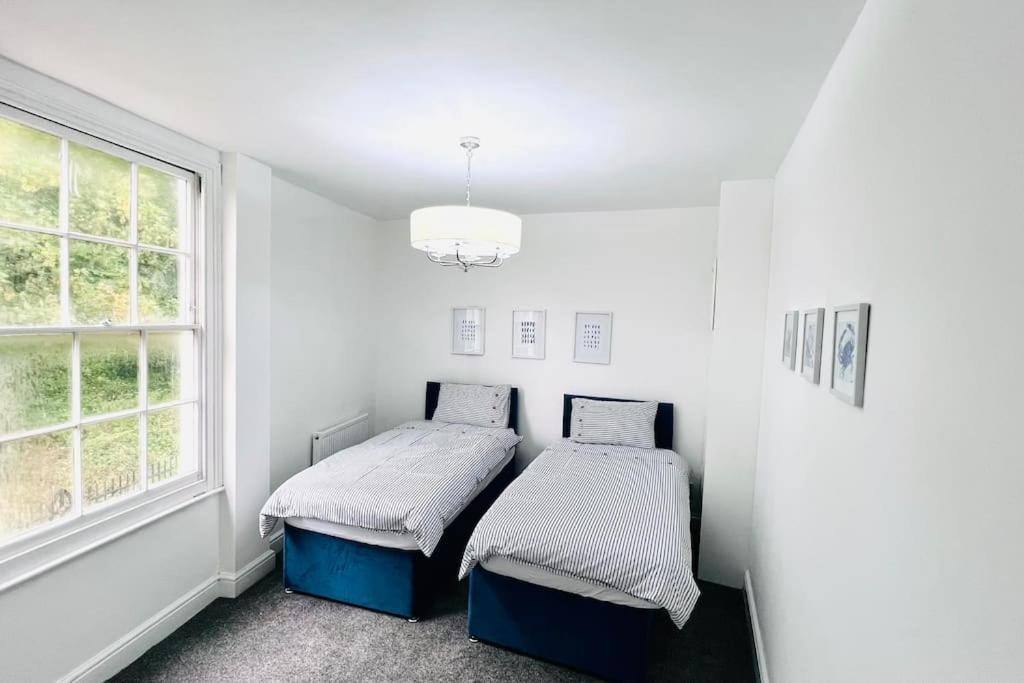 Flat 4 Marine Parade House, 1 East Cliff- Next To Dover Port, White Cliffs, Beach, Castle Bagian luar foto
