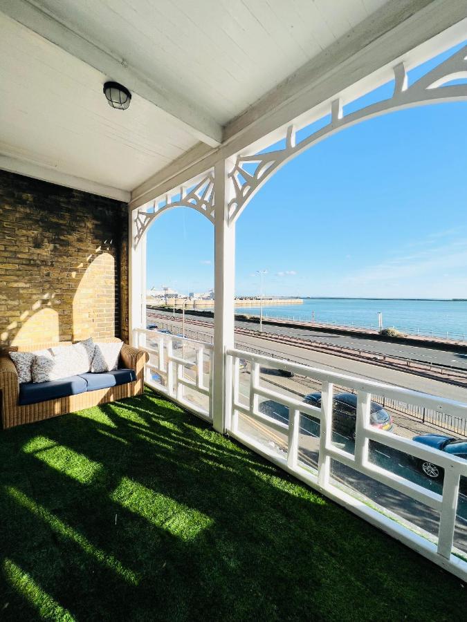 Flat 4 Marine Parade House, 1 East Cliff- Next To Dover Port, White Cliffs, Beach, Castle Bagian luar foto